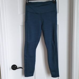 Athleta Ultimate Stash Pocket 7/8 Tight